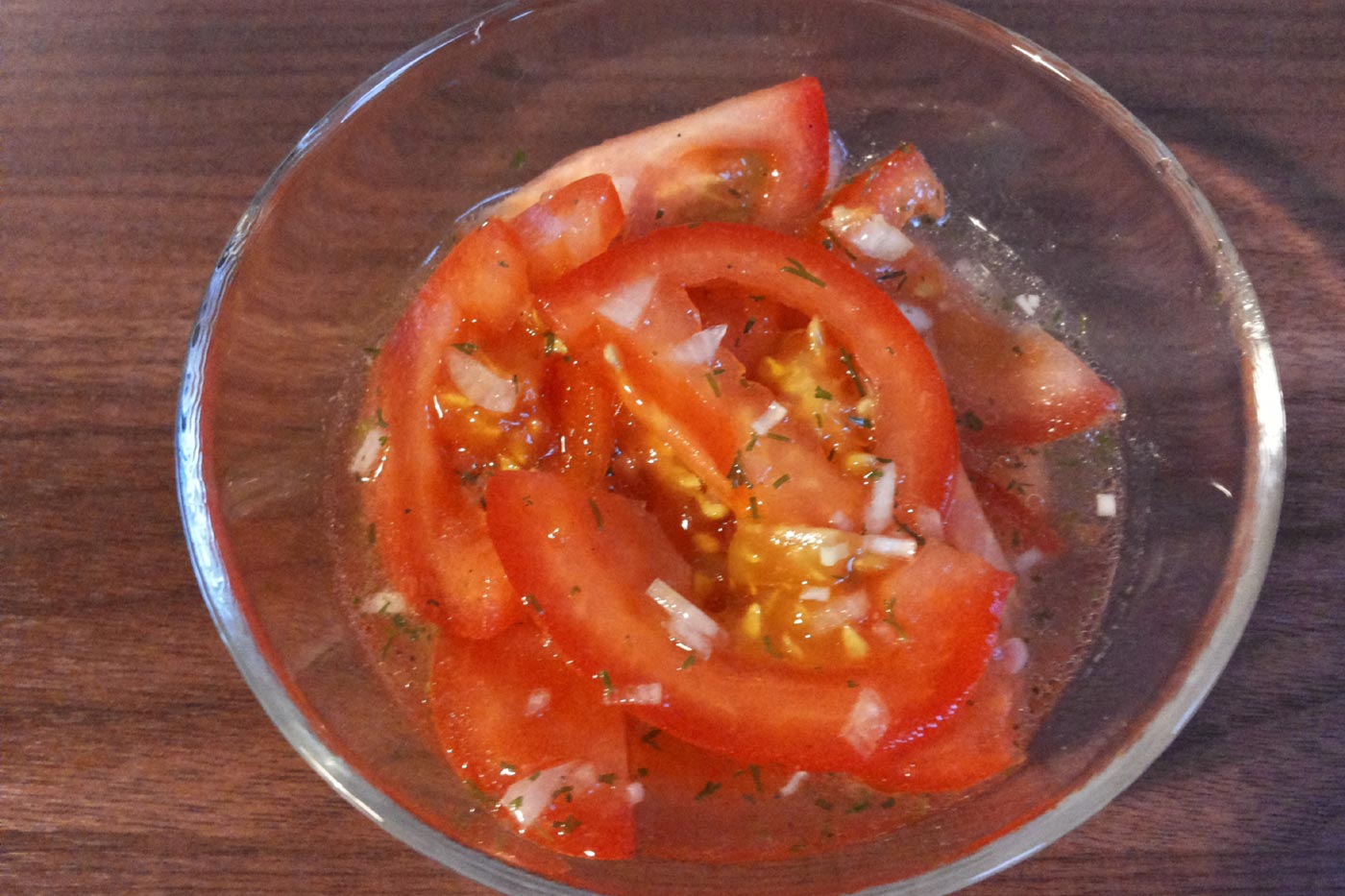 Klassischer Tomatensalat nach DDR-Rezept