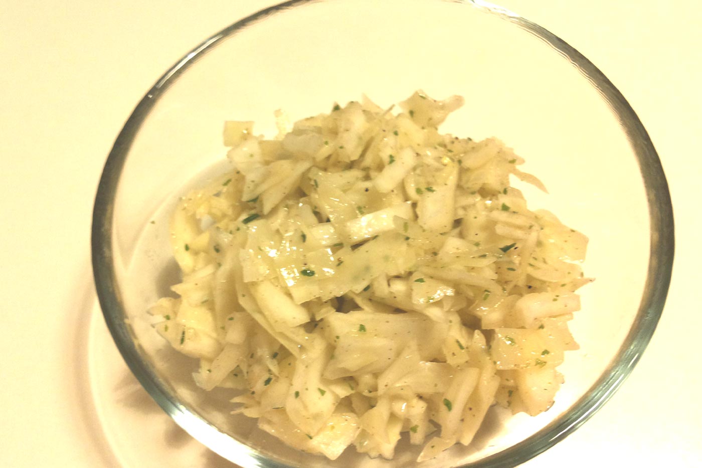 Klassischer Weißkrautsalat nach DDR-Rezept